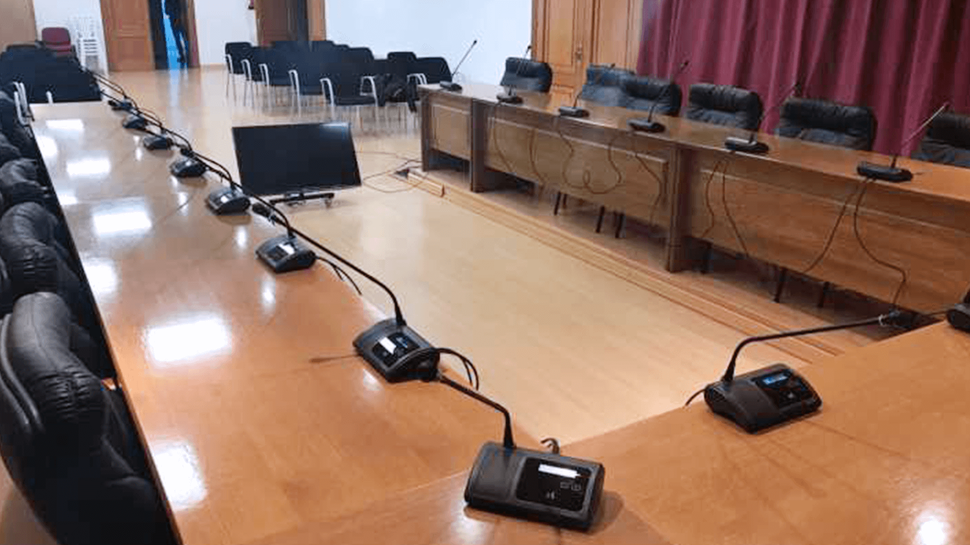 Spain City Hall Applys CLEACON T Digital Conference(图3)